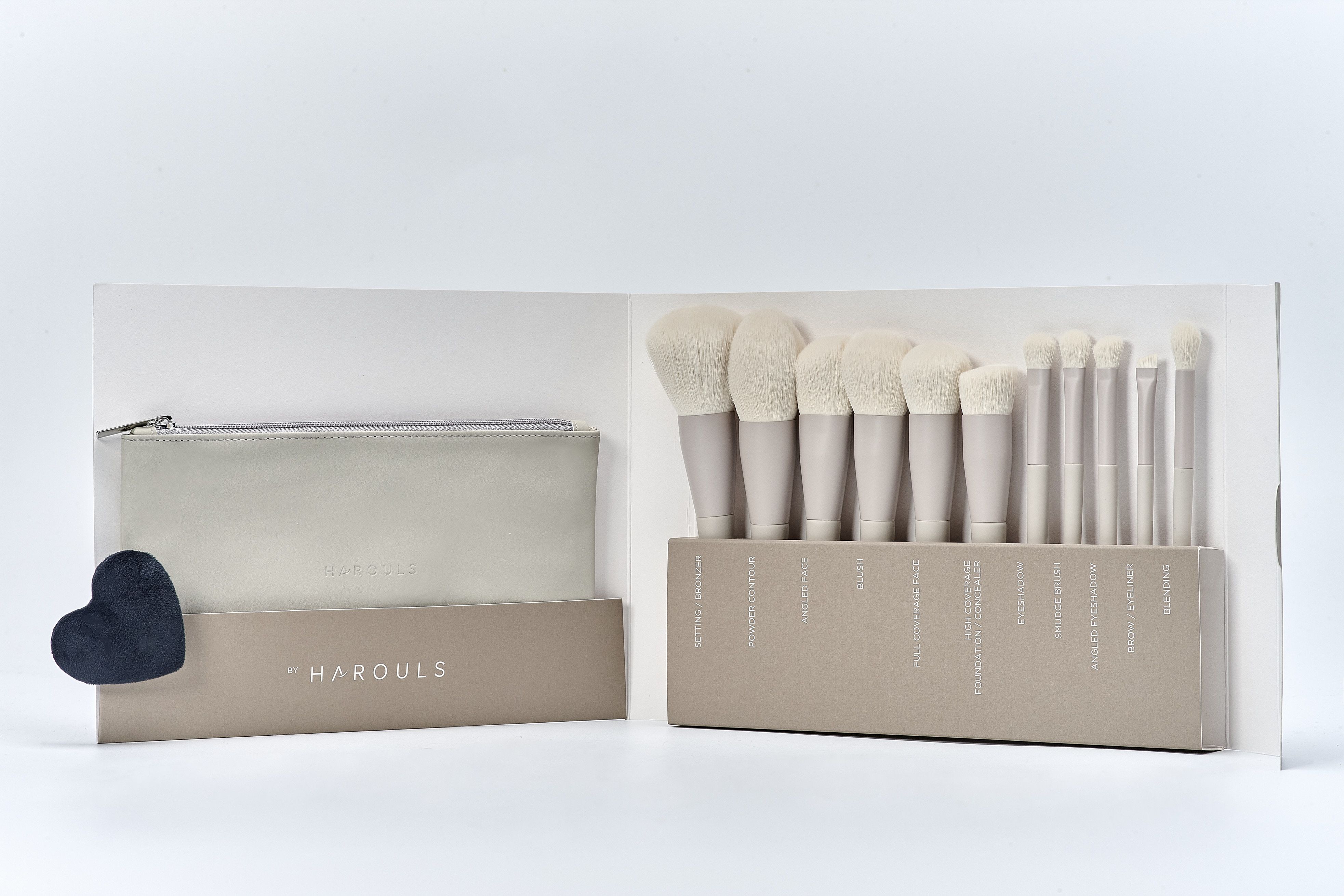 https://projectsoma.gr/pub/media/catalog/product/cache/42804f32efa54a62e055a2b01eb61aec/1/1/11_piece_pro_brush_set.jpg