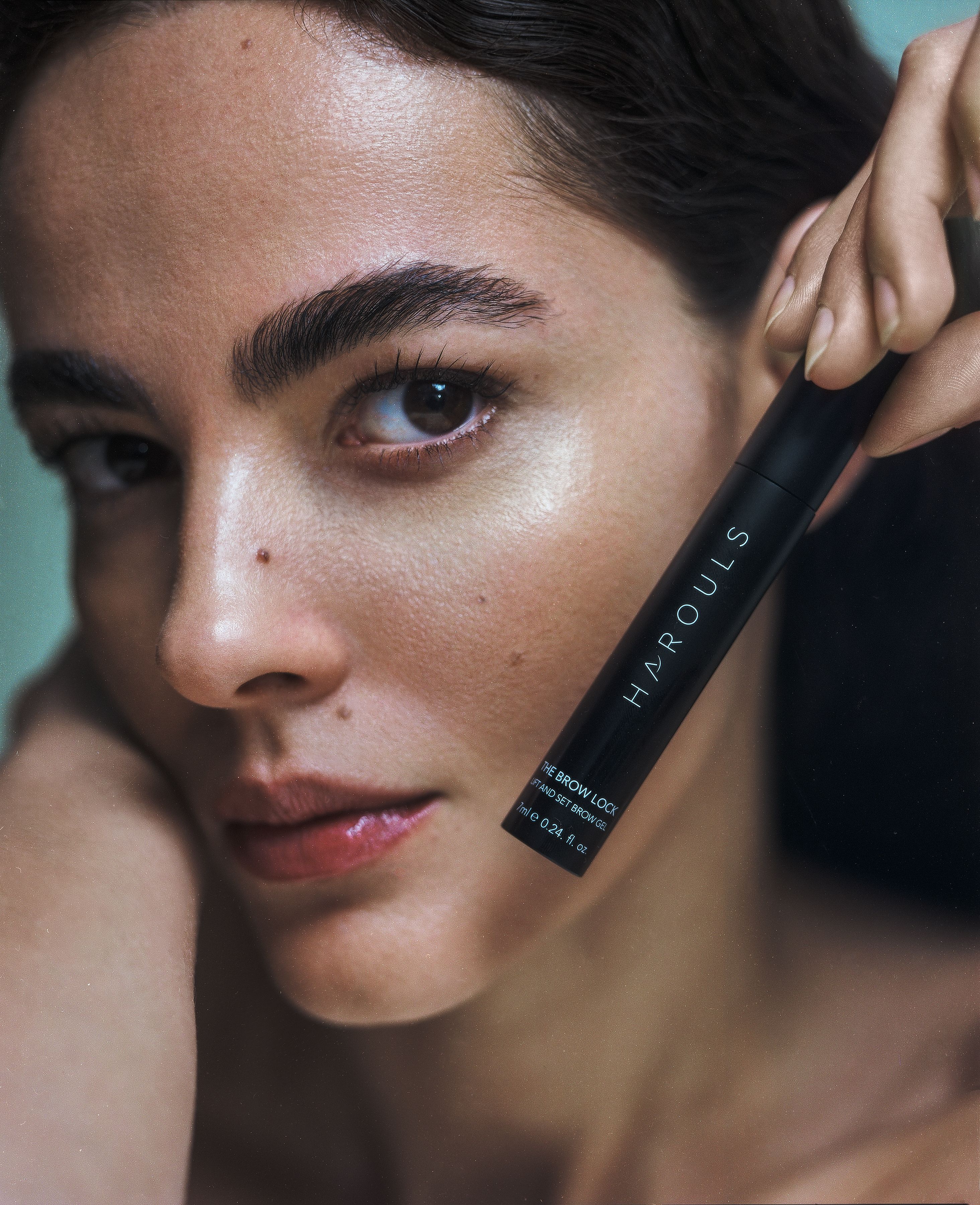 https://projectsoma.gr/pub/media/catalog/product/cache/42804f32efa54a62e055a2b01eb61aec/l/o/lock_tube_with_model_carolina.jpg