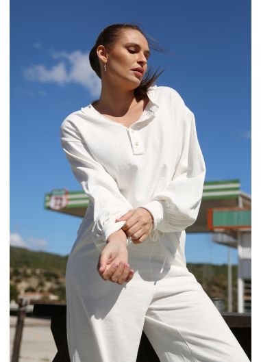 Product Image: SPRING MELODY WHITE SWEATER