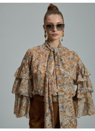 Product Image: LAURA BEIGE TOP